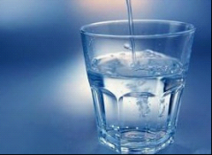  凈水器會過濾水中的健康物質嗎？